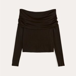 The Everlane Off-Shoulder Top in Butterlux XS